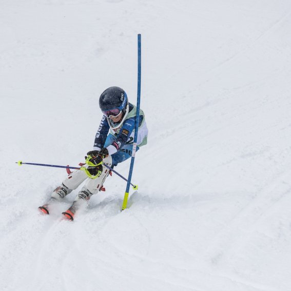 07 rennen skigebiet grasgehren riedbergerhorn familien skischule allgaeu hoernerdoerfer