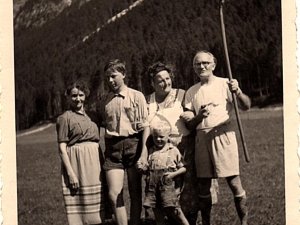 1956