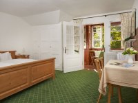 Doppelzimmer mit Balkon Nr. 25