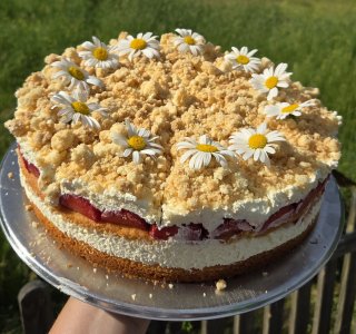 Erdbeer-Sahne-Streusel