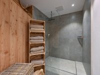 Alpwelt-Sauna Dusche