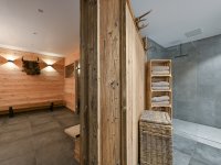 Alpwelt-Sauna-Dusche