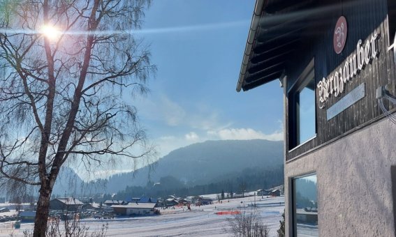Winter, Schnee und Kälte im Bergzauber in Bolsterlang, Urlaub im Allgäu, Chaleturlaub mit Sauna, Bergdorf, Hörnerdörfer, Ferienwohnungen, Chalet, Wohlfühlchalets