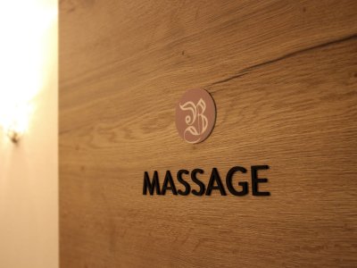 Massagen und Wellness im Bergzauber in Bolsterlang, Urlaub im Allgäu, Chaleturlaub mit Sauna, Bergdorf, Hörnerdörfer, Ferienwohnungen, Chalet, Wohlfühlchalets