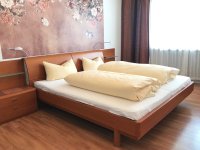 Bett neu