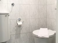 WC neu 2