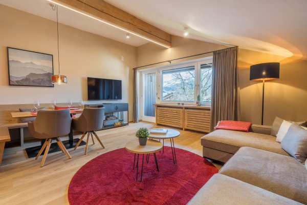 Wohn- und Essbereich in der Wohnung Himmelwärts
