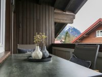 Südbalkon mit Bergblick
