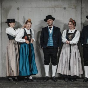 Internationales-walsertreffen-lech-zurs-am-arlberg-3ee6192e51734d99896a3c90721b6b06.jpg.400x400 q85 crop upscale