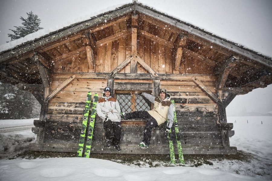 Megeve Collet Twins 8