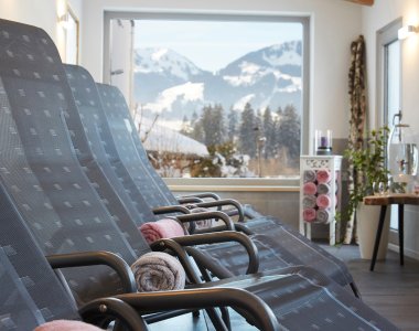 Panorama-Ruheraum mit Bergblick