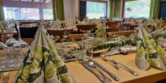 Im Traumhaften Stillachtal feiern Sie Ihre Hochzeit im Restaurant in besonderer Atmosphäre. Mit ganz viel Herzlichkeit und in unvergleichlicher Lage im Stillachtal.