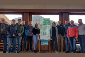 Gruppenbild aller Teilnehmer des Abschlussworkshops der Klamm-Erlebniswelten
