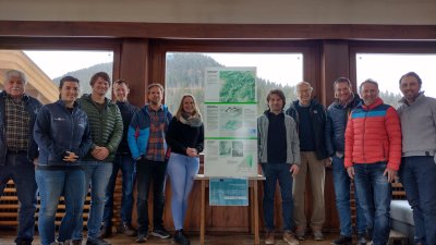Gruppenbild aller Teilnehmer des Abschlussworkshops der Klamm-Erlebniswelten