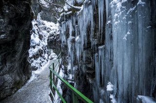 Eisvorhänge in der Breitachklamm