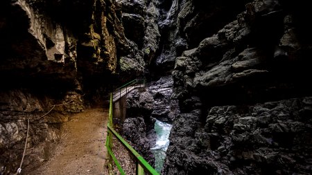 Weg durch die Klamm ganzjährig