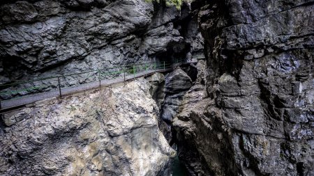 Wege durch Fels und Stein