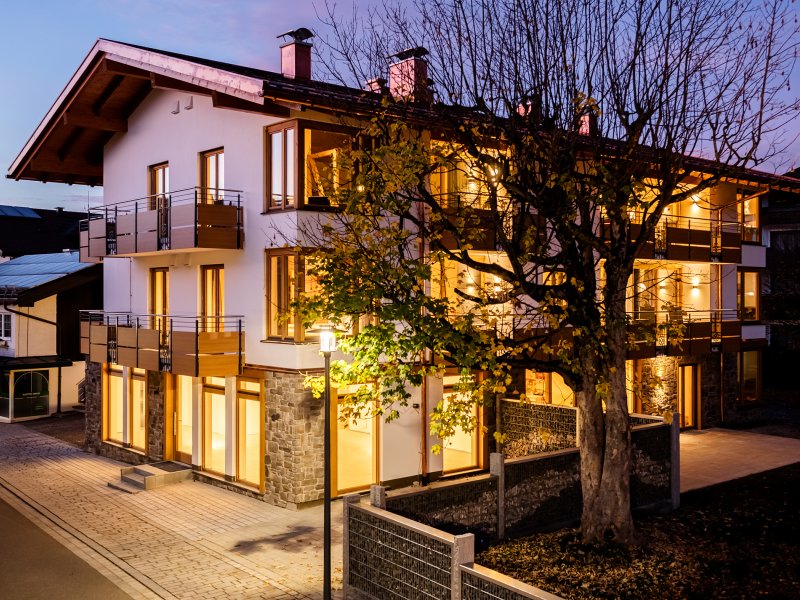 Casatina Hausansicht – Ferienwohnungen Casatina Oberstdorf