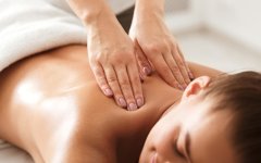 Genießt eure Massage im Chalet