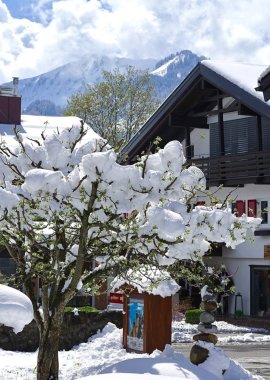 Oberstdorf im April-Schnee