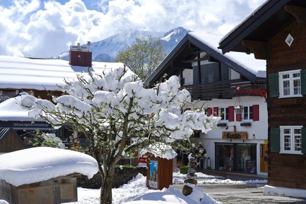 Oberstdorf im April-Schnee