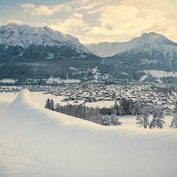 Blick auf das verschneite Oberstdorf
