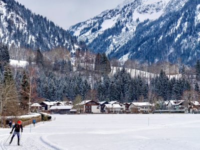 Die Langlaufloipe startet direkt am 4 Sterne Hotel Oberstdorf