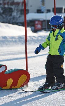 Slalom-Spaß in Söllis Winterwelt