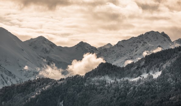 Ausblick vom Jägersberg auf die Berge