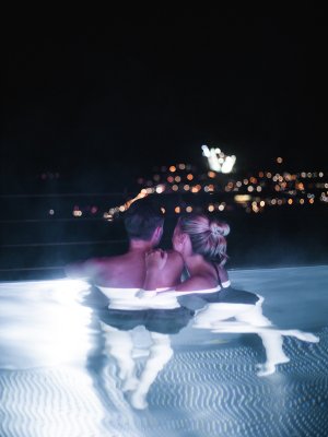Entspannen im beheizten Pool