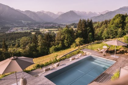 Ausblick über Pool