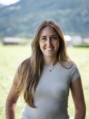Buchung & Beratung - Theresa Altstetter
