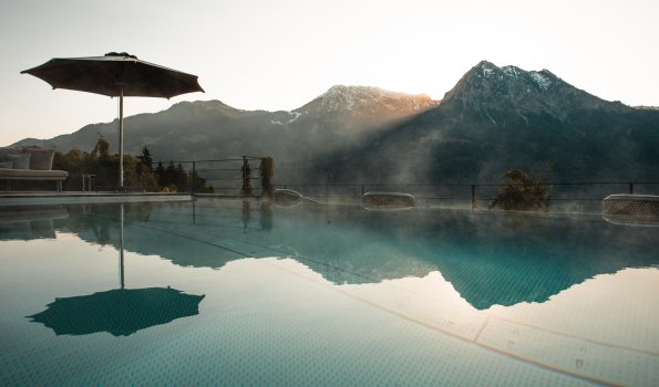 Pool morgens