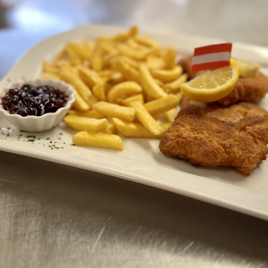 Dorfstube am Hallenbad Schnitzel