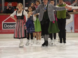 Wenger Gruppe beim Eistanz-Seminar