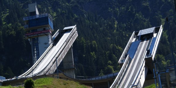 Normal- und Großschanze im Sommer