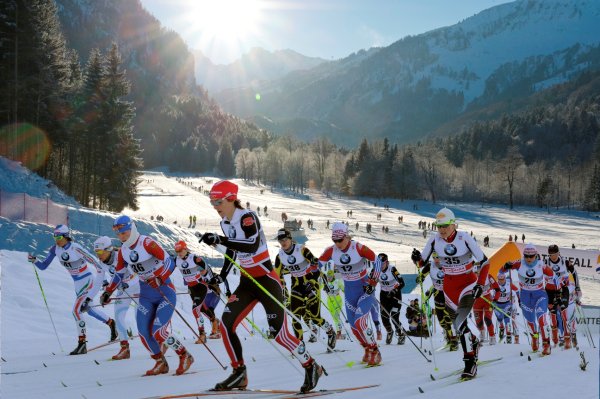 Katrin Zeller in der Spitzengruppe bei der Tour de Ski 2011