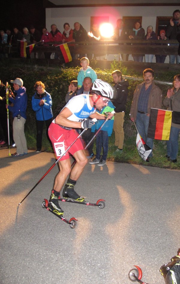 Johannes Rydzek gewinnt zum achten Mal sein Heimrennen