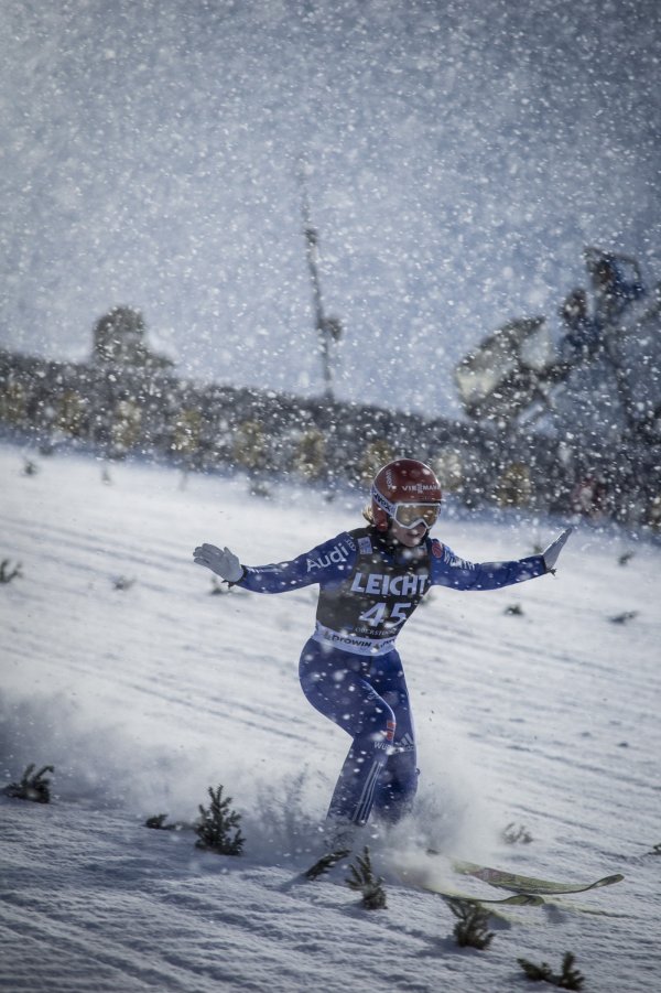Fotograf: Dominik Berchtold Dichtes Schneetreiben am zweiten Tag des Damen-Weltcups