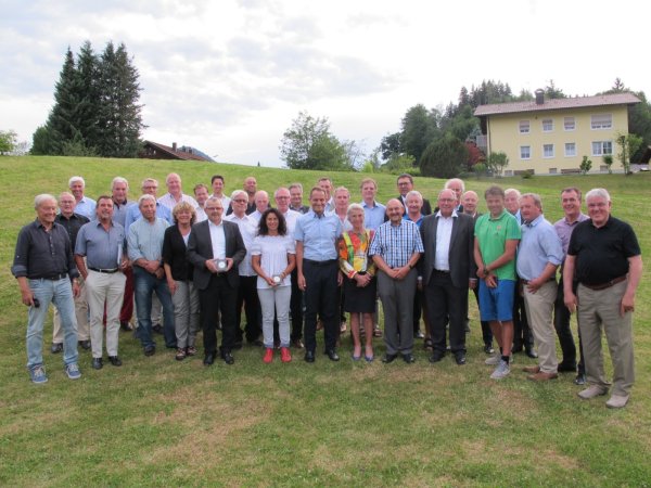 Die Gründungsmitglieder von ProSport wurden im Rahmen der Mitgliederversammlung geehrt. Die Gründungsmitglieder von ProSport wurden im Rahmen der Mitgliederversammlung geehrt.