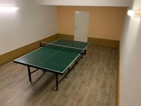 Tischtennis Raum in Souterrain