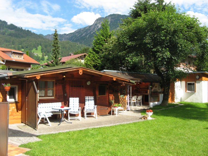 Ferienhäuschen mit Liegewiese