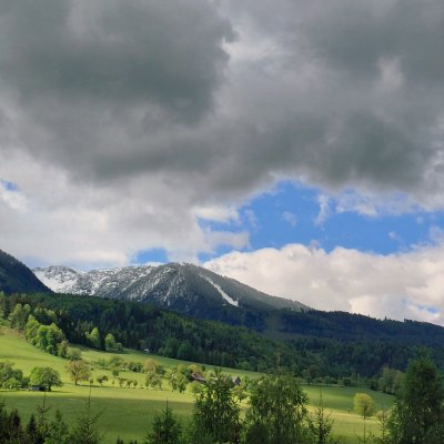 Oben weiß 💙 unten grün 💚