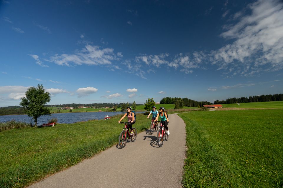 Biketour im Sommerurlaub im Explorer Hotel Neuschwanstein: Zwei Seen Radtour