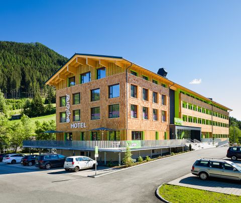 Hotel Explorer w Karyntii oferuje idealne wakacje z wędrówkami po górach.