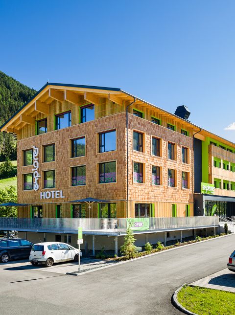 The Explorer Hotel in Carinthia offers you the perfect hiking holiday in the mountains.