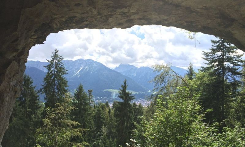 Judenkirche mit Blick auf Oberstdorf