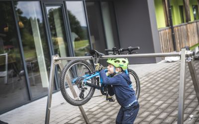 Kids geben gut Acht auf ihre Bikes