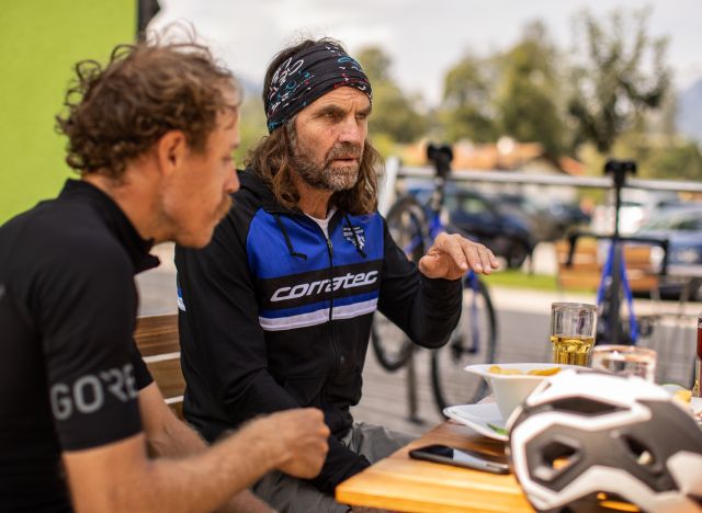 Simon beszélgetésben a Huberbuammal