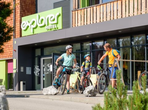 Un giro in bicicletta con la famiglia può essere un'esperienza indimenticabile.